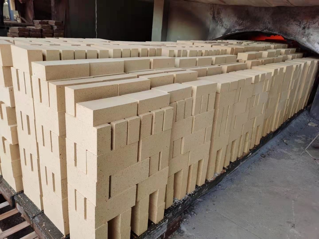 High Strength Clay Refractory Brick Anti Stripping High Alumina Fire Brick For Furnace Lining