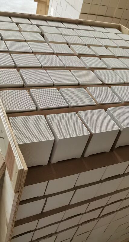 Optimized Honeycomb Hole Density Honeycomb Mullite Corundum Brick for Maximize Heat Exchange Efficiency Refractory Material