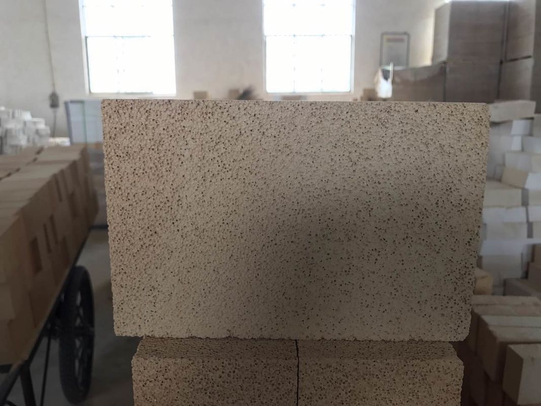 ISO9001 1.0g/cm3 1590 Degree Mullite Lightweight Fire Brick for hot blast stove