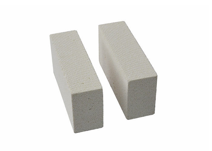 High Refractoriness 1580C 1770C Refractory Bricks White Light Weight Insulating Mullite Firebrick